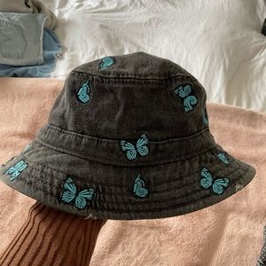 Butterfly bucket hat